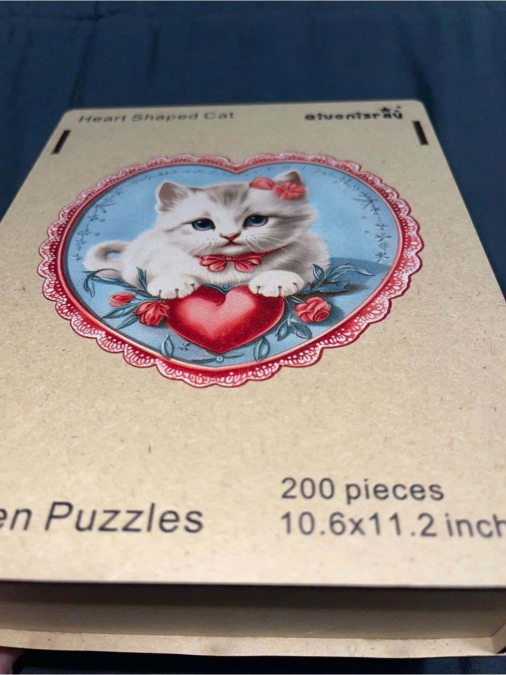 Pink Heart-Shaped Cat Wooden Puzzle - 200 Pieces + Wooden Box
